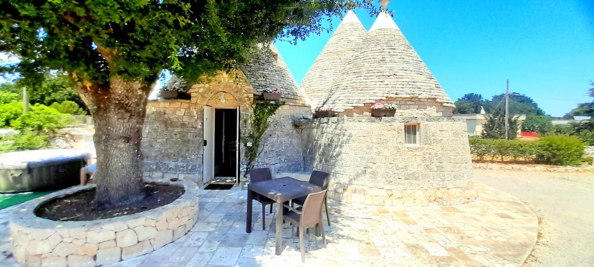 Trullo Roverella Локоротондо Экстерьер фото